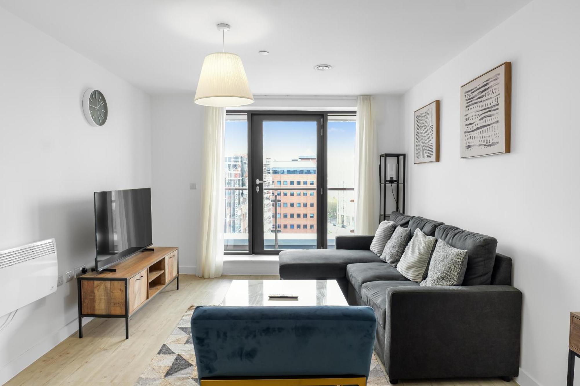 High Rise 2 Bedroom & 2 Bath Apartment With Parking, Balcony & Amazing View Manchester Extérieur photo