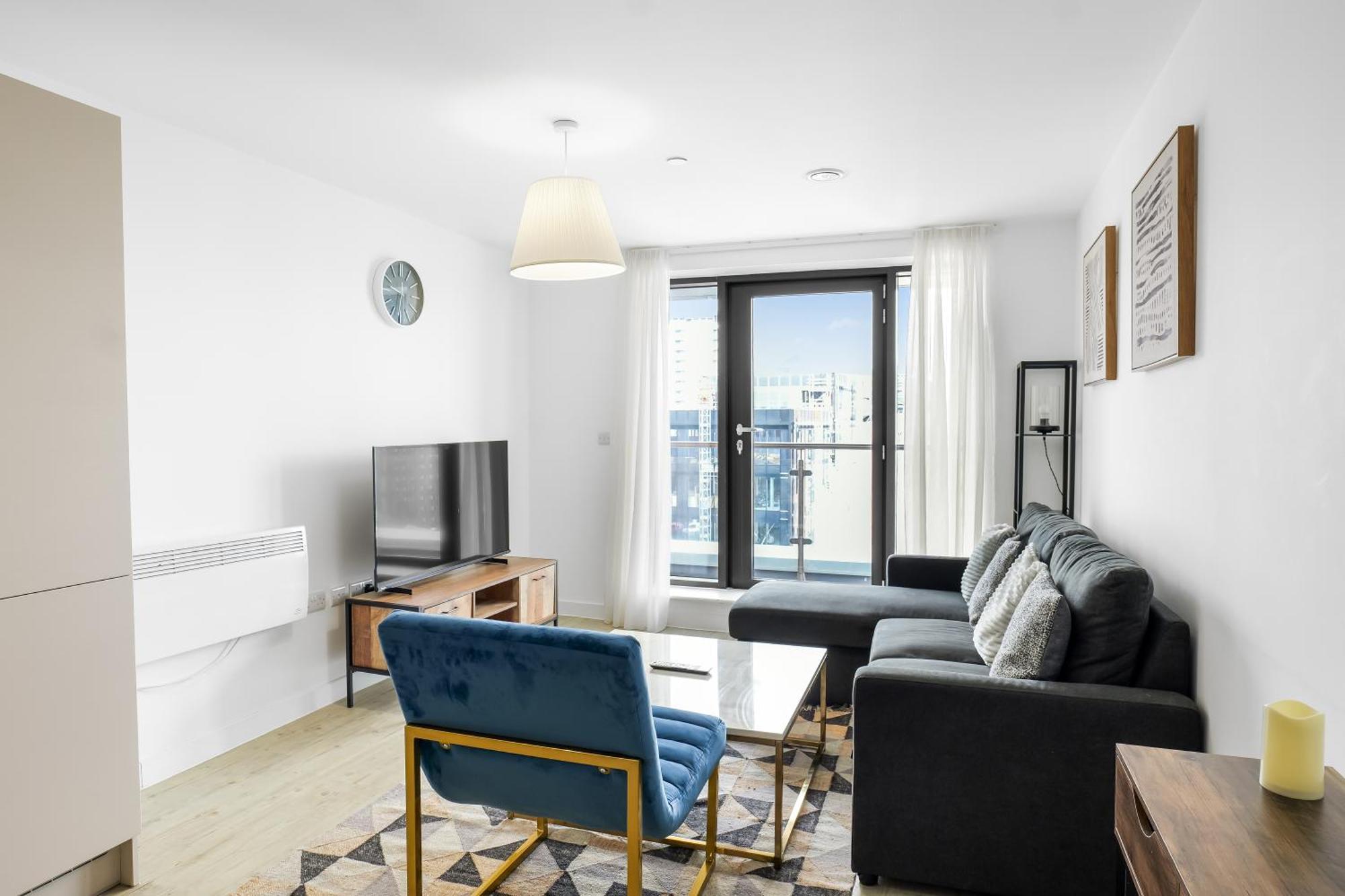 High Rise 2 Bedroom & 2 Bath Apartment With Parking, Balcony & Amazing View Manchester Extérieur photo